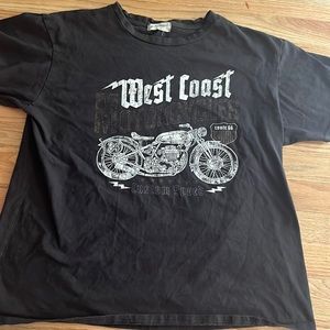 Oversized graphic tee